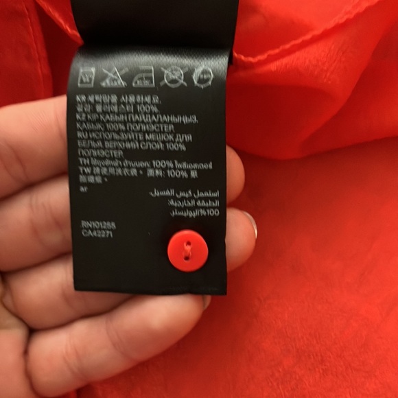 Y2k NWOT H&M RED RUFFLED CREPED LIGHTWEIGHT BLOUSE SIZE M - Picture 9 of 11